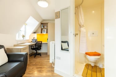 1 bed studio, Lower North Street, City Centre, Exeter, EX43EU - Image 4